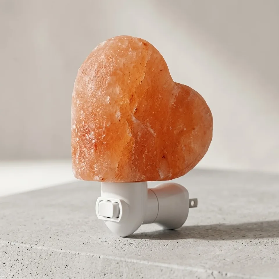Night Light Salt Lamp – Heart - View 4